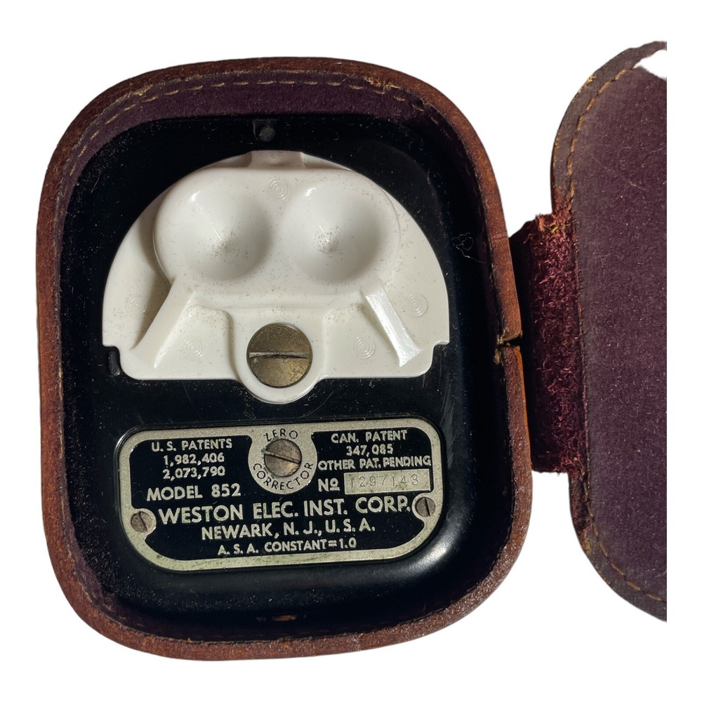 🔥 VINTAGE WESTON CADET LIGHT METER MODEL 852 W/ CASE UNTESTED 🔥
