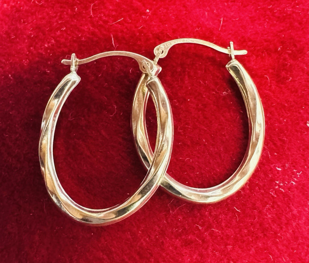 .90" Twisted Oval Solid 10K Yellow Gold Hoop Earrings