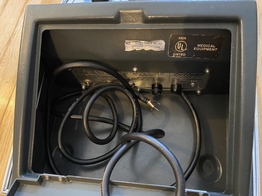 Beltone Model 119 Audiometer (3)