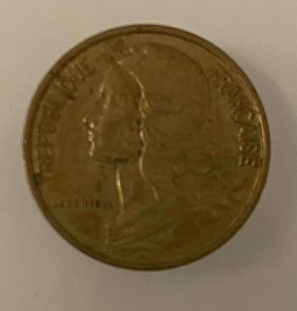 1966 - France - 5 Centimes Coin.