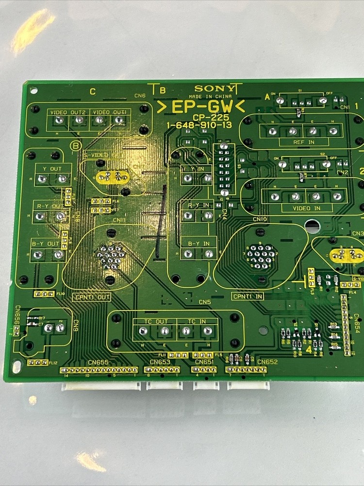Sony 1-648-910-13