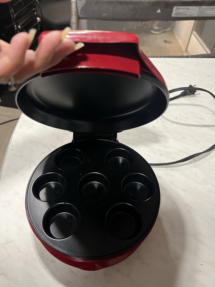 Red Electric Cupcake Muffin Maker 7-Compartment Non-Stick Indicator Light