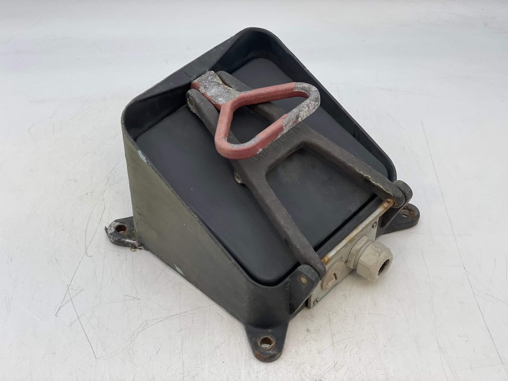 SAM Electronics Amplidan 820015037 Marine Intercom Enclosure, 20 Ohm Spkr (Used)