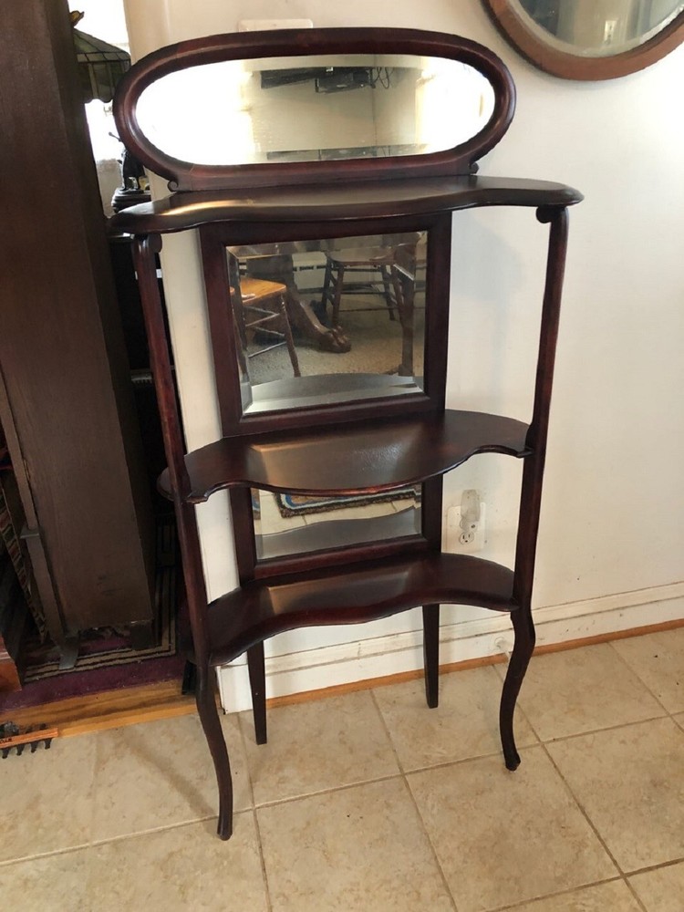 ETAGERE (ANTIQUE) ETAGERE