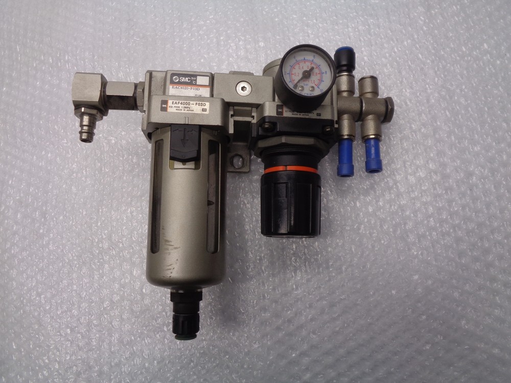 SMC EAC4020-F03D REGULATOR (AS PICTURED) UNMP