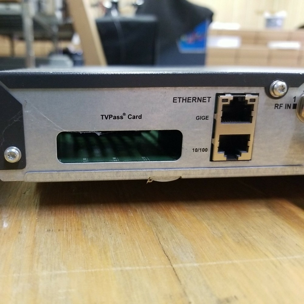 Motorola DSR-4550 Commercial Integrated Satellite Receiver/Decoder