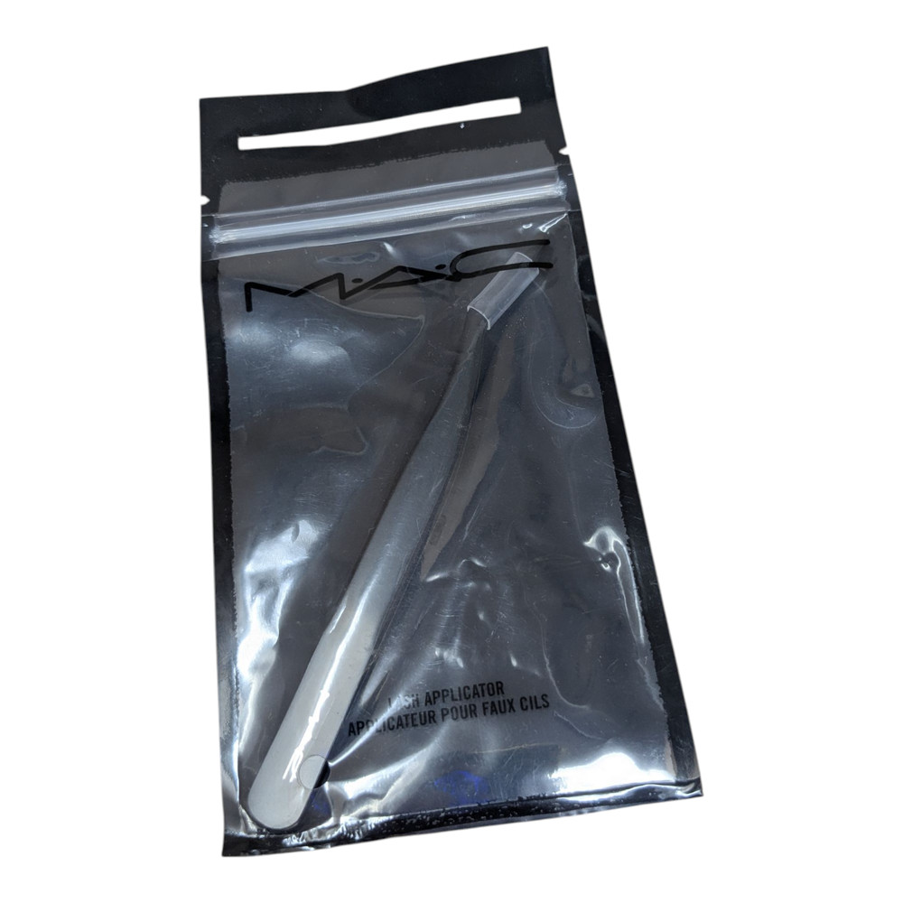 MAC Lash Applicator - Black - New in Package