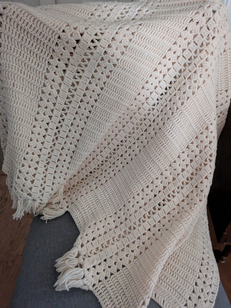 Vintage Cottage Core Throw