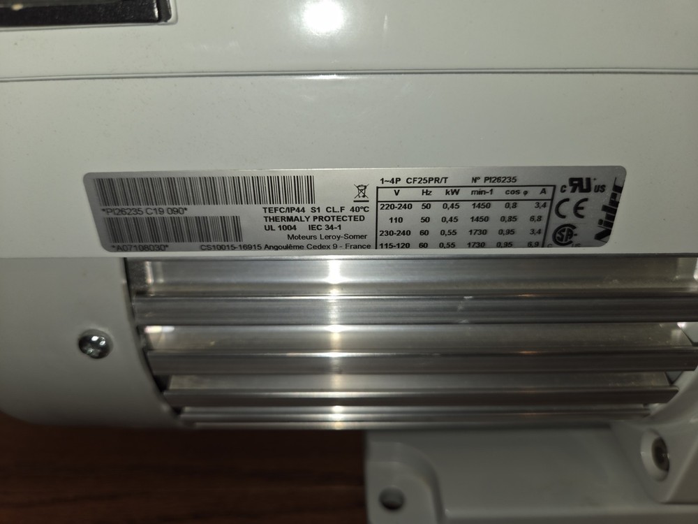Edwards RV8 Rotary Vane Vacuum Pump
