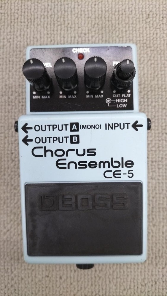 Boss Ce-5 Chorus