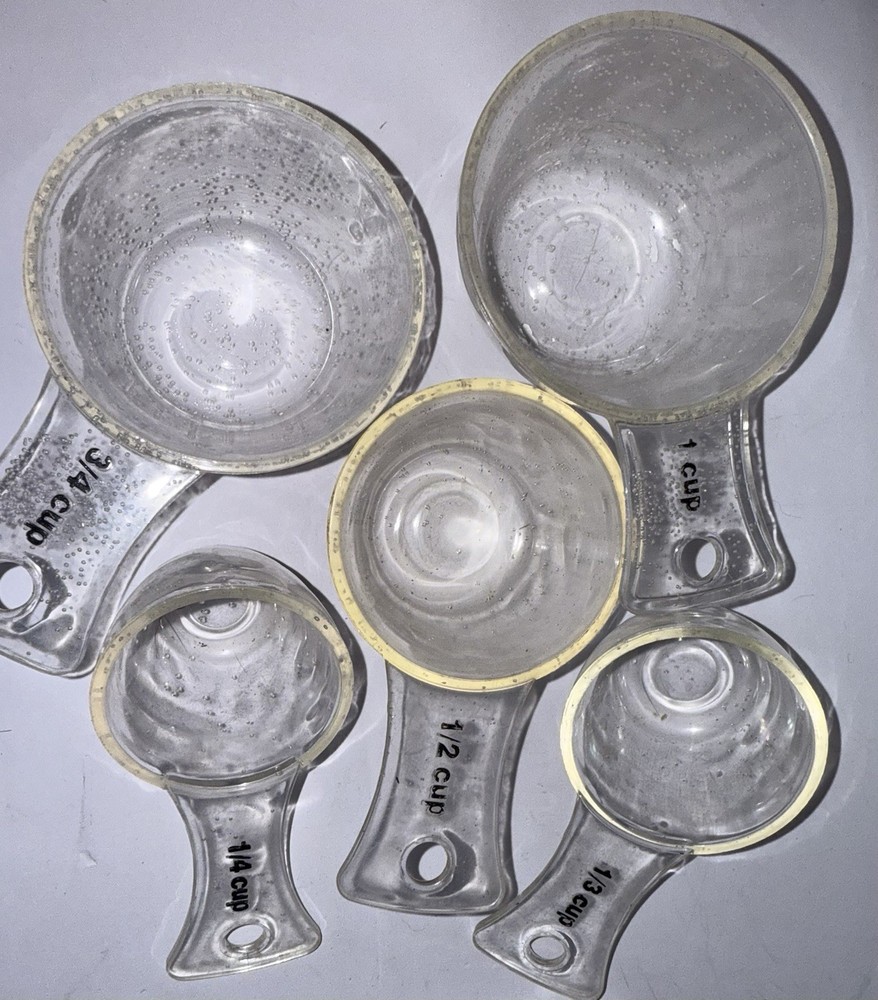 Plastic Measuring Cup Set With Bubble Deco
