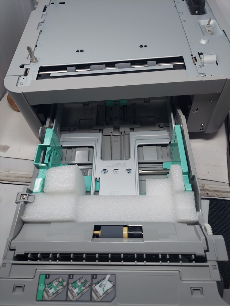 Open box Samsung ML-S5012A Second Cassette Feeder