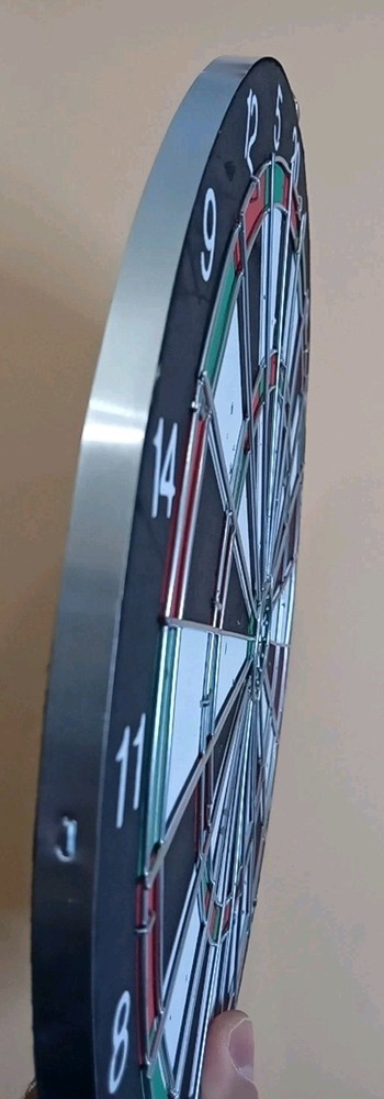 🤩 Double sided Dart Board Set with 6 darts.