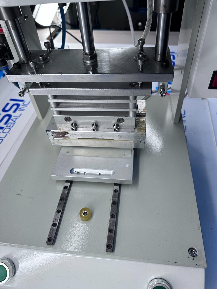 GUNUOTAI Hot Press Frame Machine Front Bezel