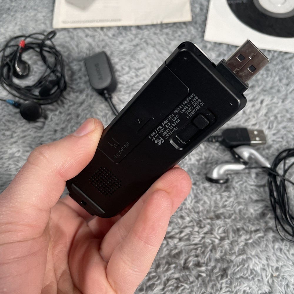 Sony IC Digital Voice Recorder ICD-UX523 USB Support MicroSD - Rarely Used