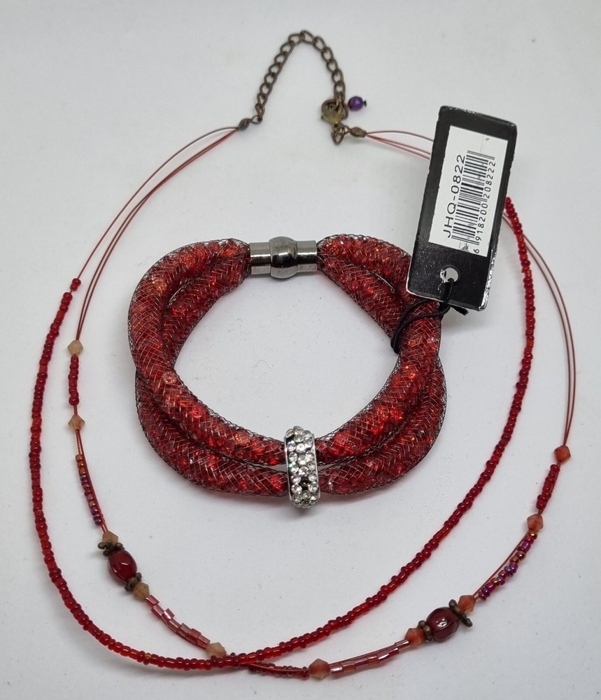 Pretty Necklace And Magnetic Bangle