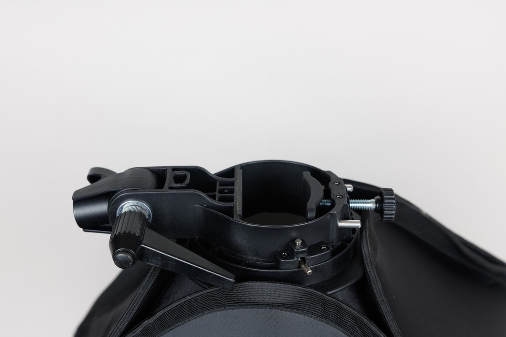 Neewer Speedlite Flash Mounts & Softboxes