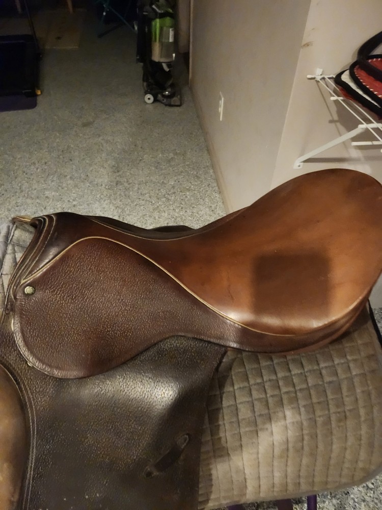 19" Stubben Siegfried Saddle