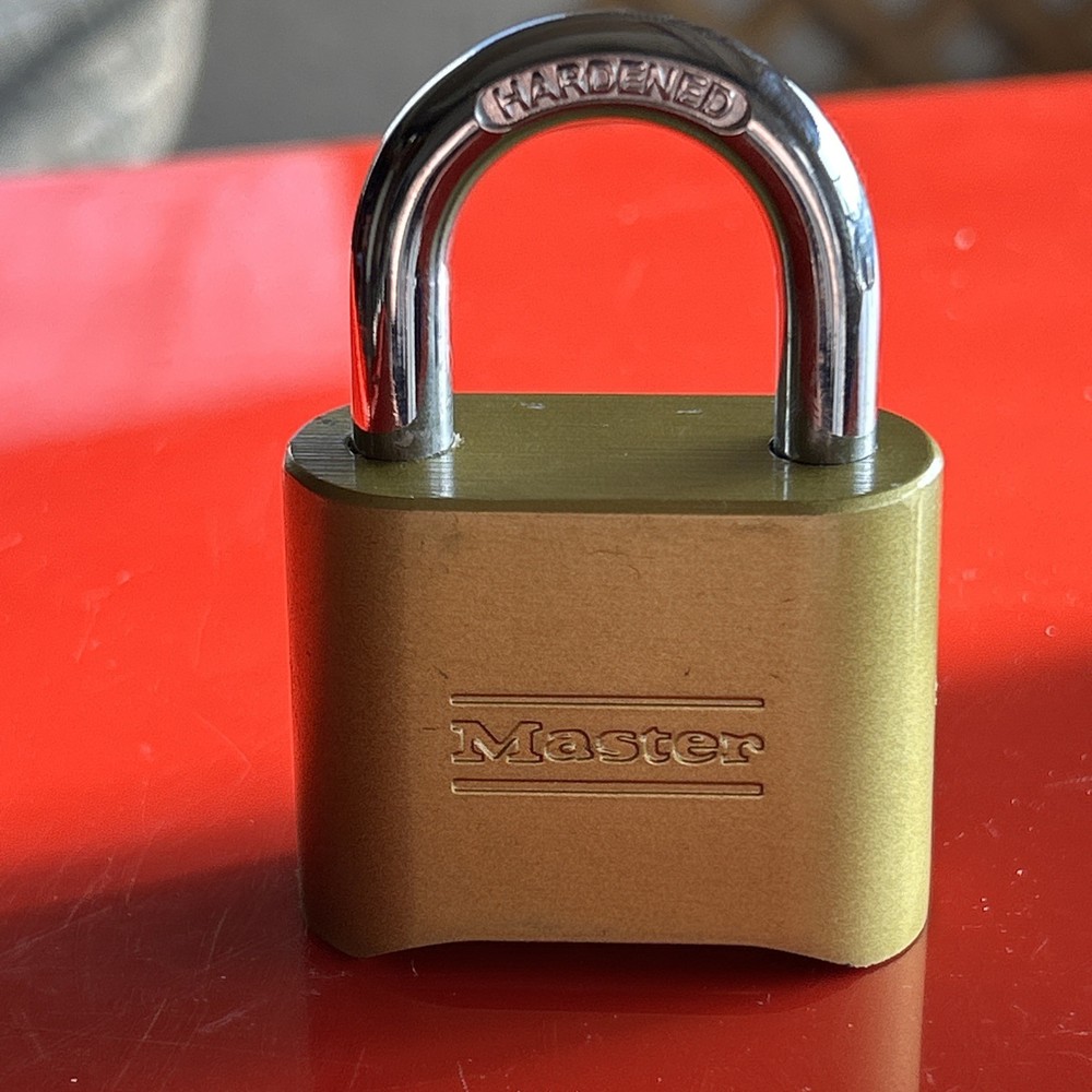 Master Lock 175D Combination Padlock B17 Have combination No Key