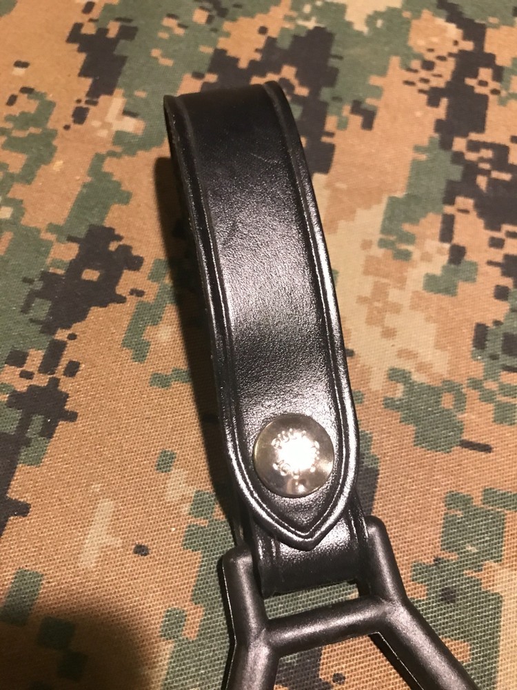 Bianchi Flashlight Belt Holder