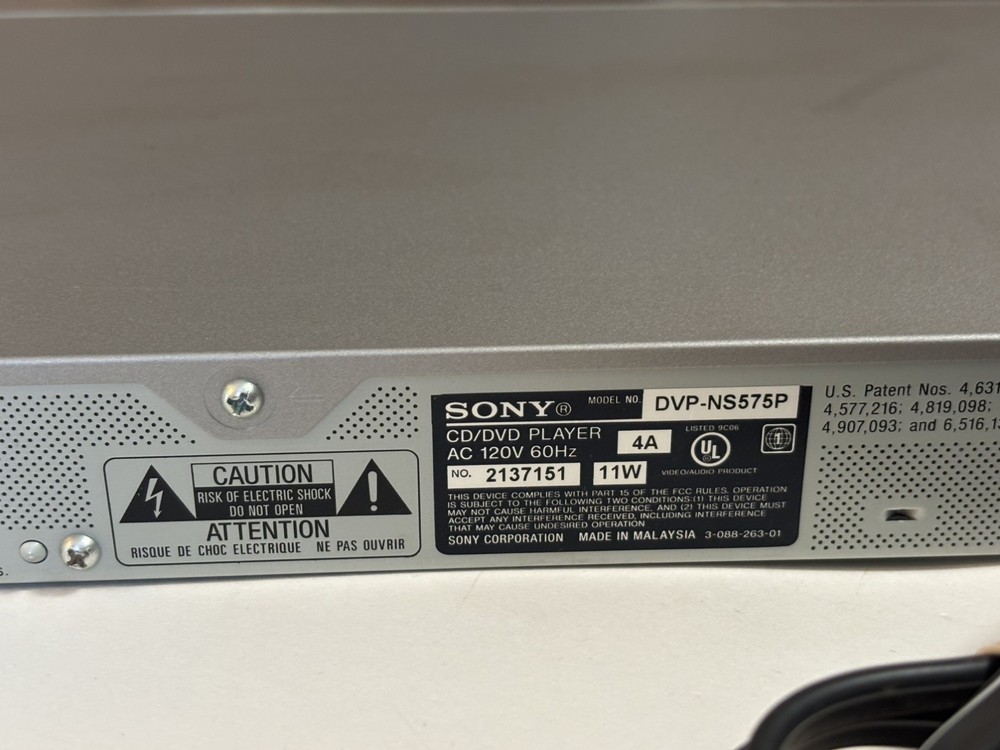 Sony CD/DVD Player DVP-NS575P Progressive Scan Player w/Remote