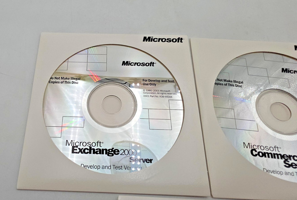 Microsoft .net Enterprise Servers 9 Disc set w/6 Keys - Win 2000