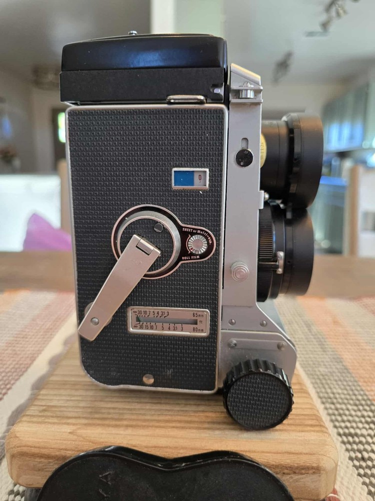 1960s Mamiya C33 professional camera
