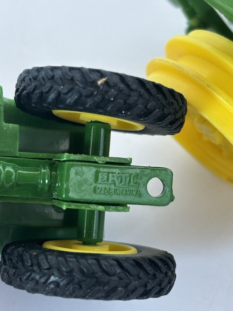 ERTL John Deer Lot