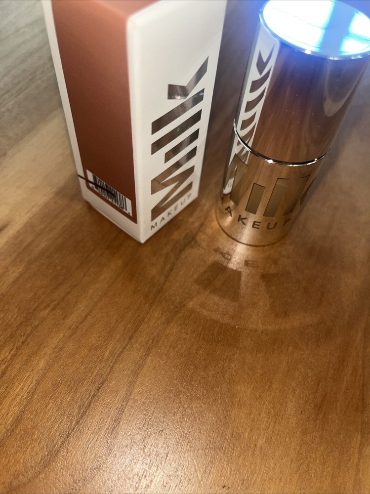 Milk Makeup 17 W Future Fluid 8.5 ml