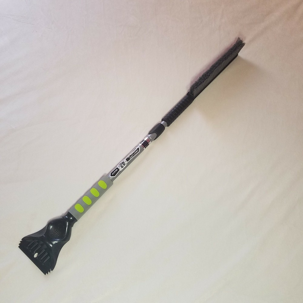 Subzero Telescoping Snow Brush