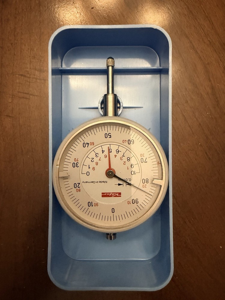 KAFER STOSSGESCHUTZT PRECISION DIAL INDICATOR 0.001mm in original case, Used