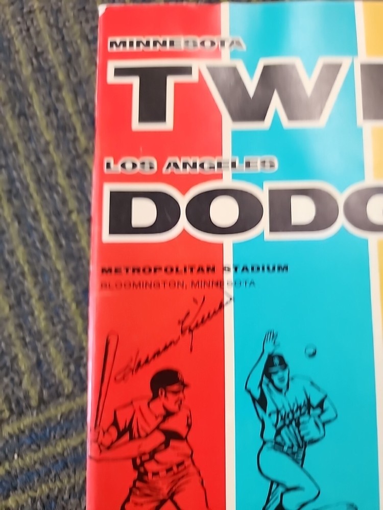 1965 Minnesota Twins Dodgers World Series Program Harmon Killebrew Signed