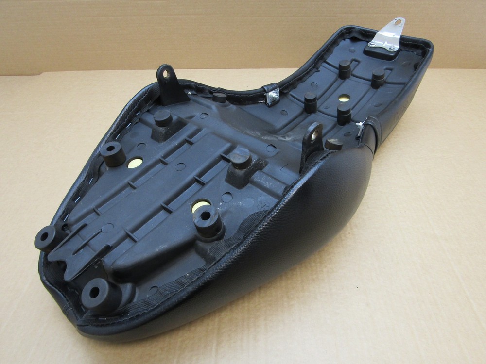 Keeway Superlight 125 E5 2024 1,350 miles seat saddle (15541)
