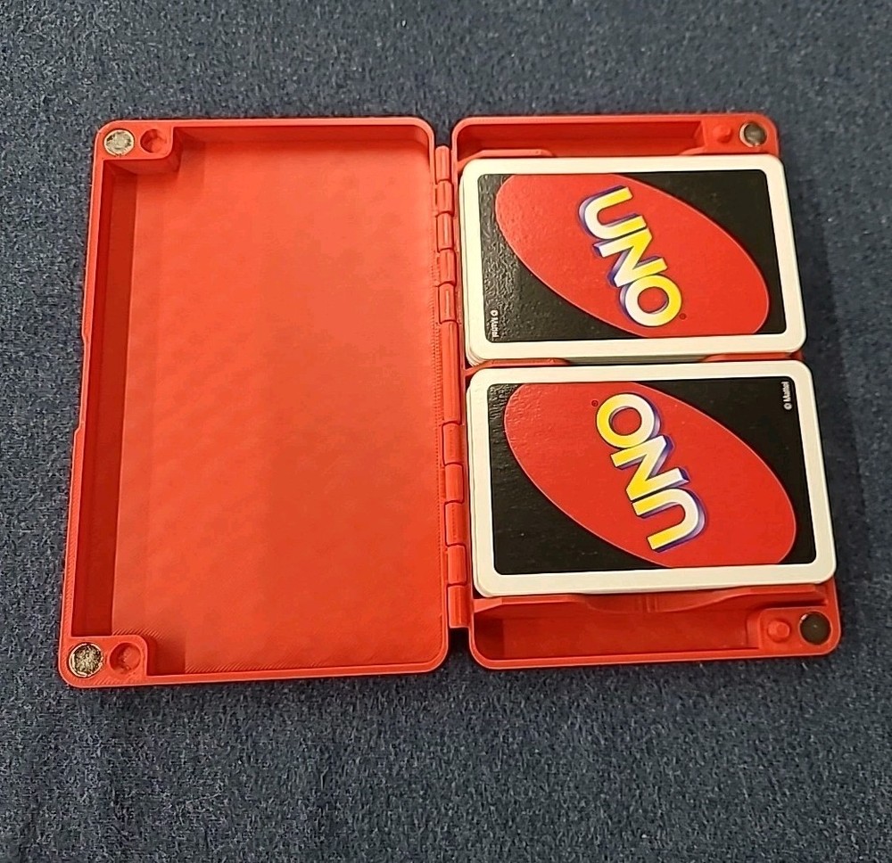 UNO Deck Card Box Holder - magnetic clasp, sturdy hinge