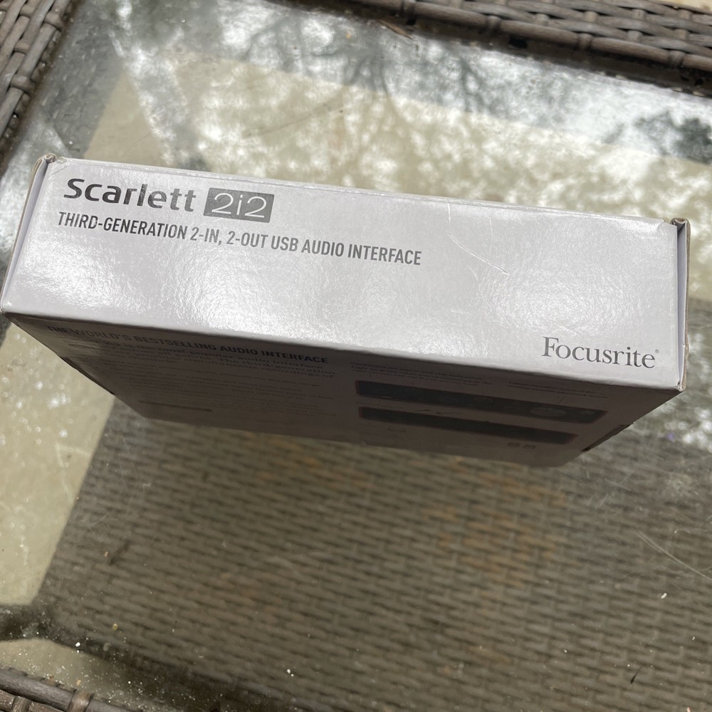 Focusrite Amplifier/Scarlett2I2 Audio Interface- USB 24-Bit/192 kHz