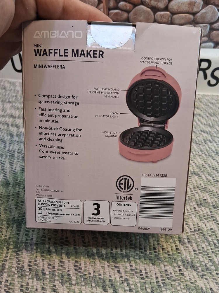 AMBIANO ALDI PINK MINI WAFFLE MAKER - NEW IN BOX