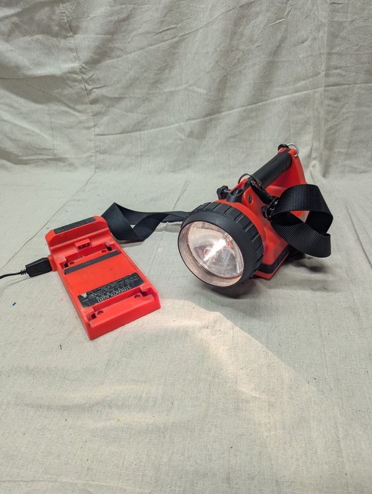 Streamlight LiteBox EMS Firefighter Flashlight With Charger