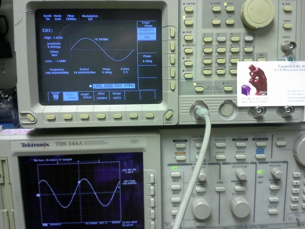 Tektronix AFG2020 100MHz Programmable Arbitrary Waveform Generator TESTED! GPIB
