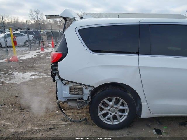 PACIFICA 2017 Battery Tray 1869083