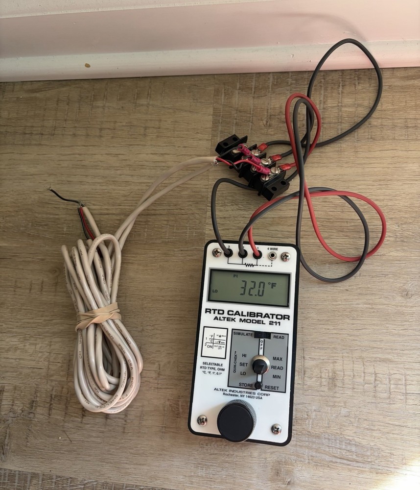 Altek Multi-Function RTD Calibrator - Altek Model 211