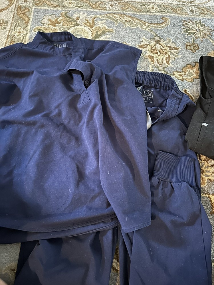 figs scrubs women set small