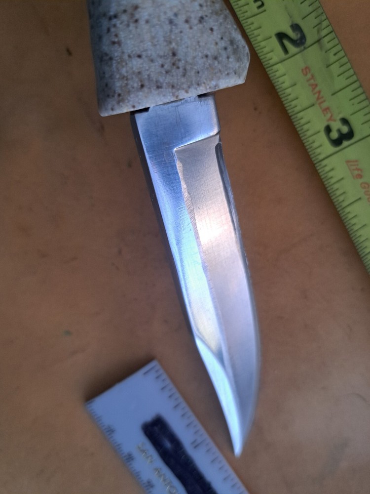 NICE Small Hunting Knife. Small Game. Corian? Handle