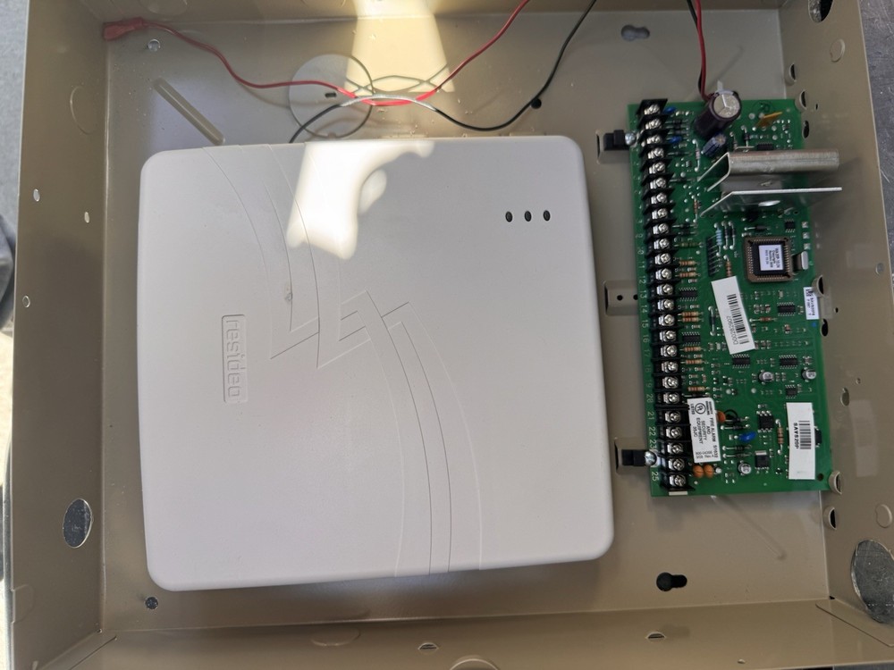 HONEYWELL 7845GSM Cellular Communicator
