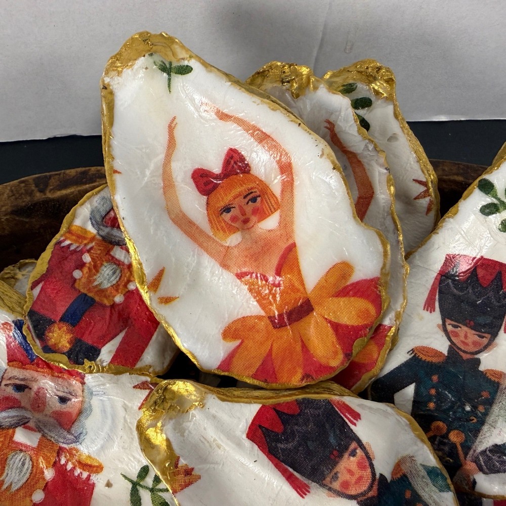 9pc Nutcracker Decoupage Oyster Shells Gilded Gold Edge Holiday Decor Set