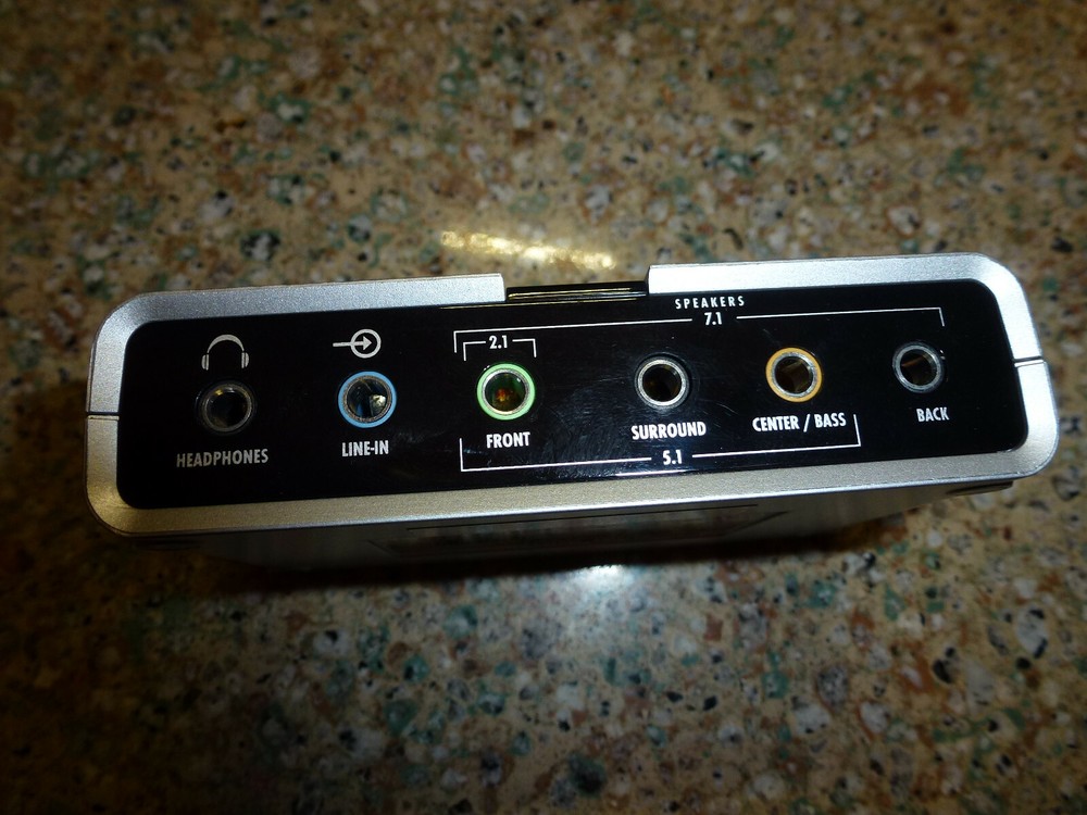 StarTech.com ICUSBAUDIO7D 7.1 USB Audio Adapter External Sound Card