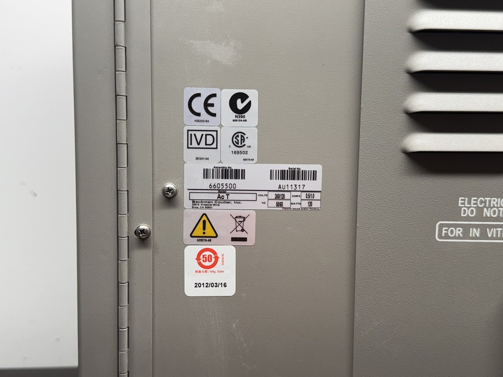 Beckman Coulter AC-T Diff 2 Hematology Analyzer - P91