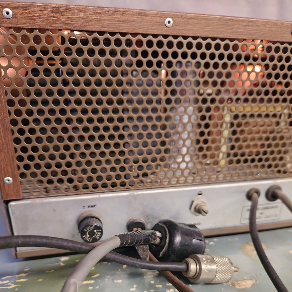 Browning Golden Eagle Mark 3 III Transceiver POWERS UP NOT TESTED (READ)