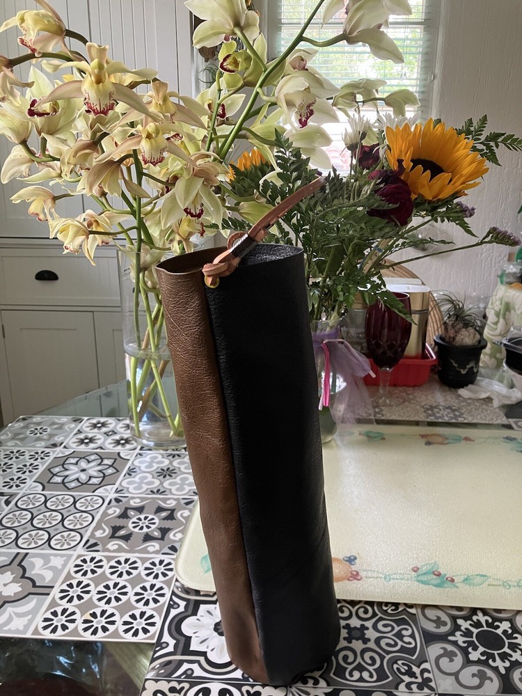 leather wine carrier bag