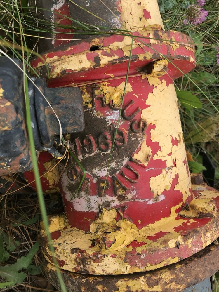 VTG Cast Iron Fire Hydrants And Pipes