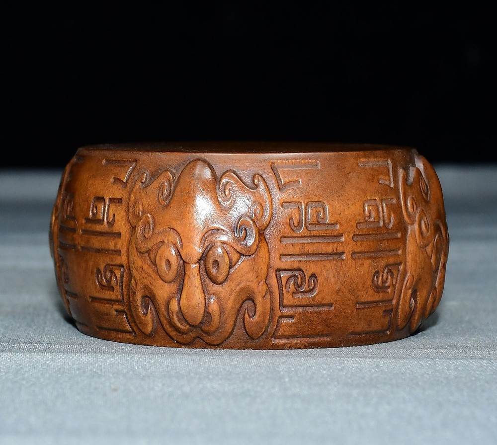 Exquisite Small Leaf Boxwood Base Ornament